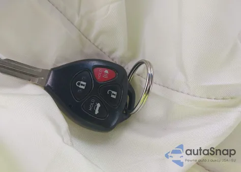 2007 Toyota Camry Le V6/Se V6/Xle V6 z USA, uszkodzony, nr VIN 4T1BK46K07U579986